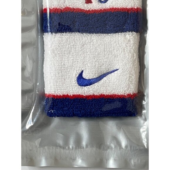Nike NBA 76ers Dri-Fit Wristbands White Blue Red New - Picture 5 of 9